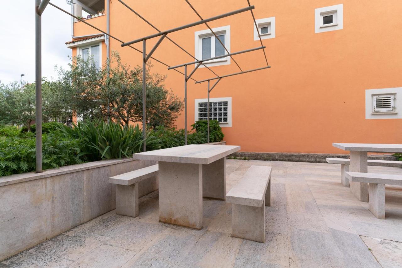 Apartment Milka Rovinj Exterior foto